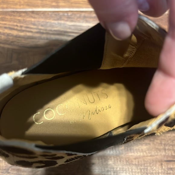 Animal print wedges size 9 - Picture 3 of 4